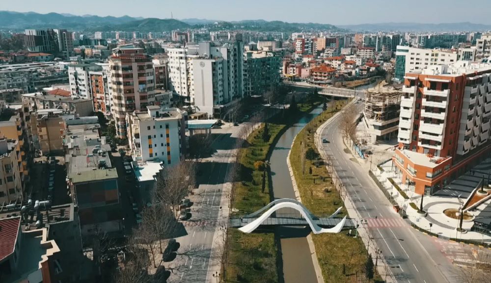 Ndryshon Rregullorja e Zhvillimit të Territorit, nga ndalimi i gardheve te leja e ndërtimit, detajet